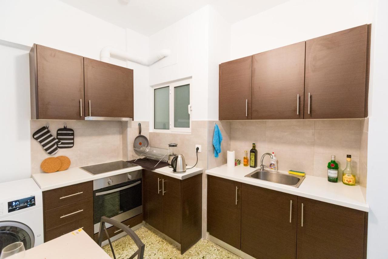 At Metaxourgio 1 Bed 2 Pers *